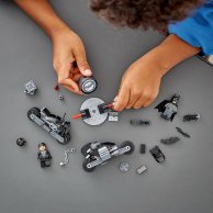 Конструктор "Lego Batman Бэтмен и Селина Кайл: преследование на мотоцикле" LEGO (76179)