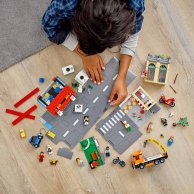 Конструктор Lego City Центр города 790 дет (60292)
