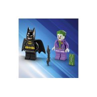 Конструктор Lego DC Batman Погоня на Бэтмобиле: Бэтмен против Джокера, 54 детали 76264