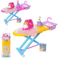 Игровой набор гладильная доска, утюг и аксессуары 2500