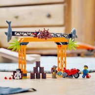 Конструктор LEGO City Stuntz Нападение Акулы, 122 детали 60342