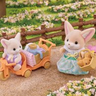 Игровой набор Sylvanian Families Лисички на пикнике 5698