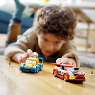 Конструктор Гоночные автомобили LEGO (60256)