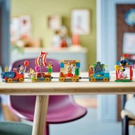 Конструктор Lego Disney Праздничный диснеевский поезд, 200 деталей 43212