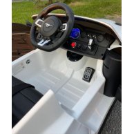 Детский электромобиль Ford Mustang белый Bambi М 4789 EBLR-1