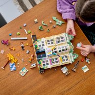 Конструктор Lego Friends Художественная школа Эммы, 844 деталей 41711