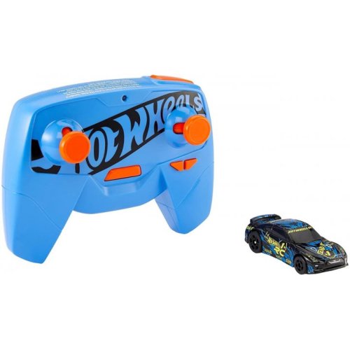 Хот Уилс Перезаряжается радиоуправляемая гонка Ниссан 1/64 на пульте! Hot Wheels Nissan GTR GWB72