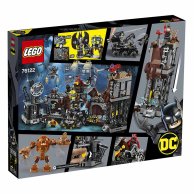 Конструктор Lego Batman Вторжение Глиноликий в пещеру Бэтмена (76122)