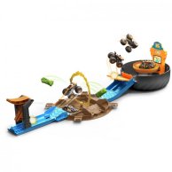 Игровой набор "Трюки в шине" серии "Monster Trucks" Hot Wheels (GVK48)