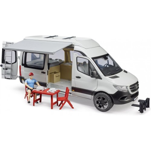 Машинка Bruder MB Sprinter для кемпинга с фигуркой и аксессуарами 02672