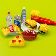 Игровой набор-сюрприз Mini World Пикник 2305003