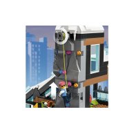 Конструктор Lego City Горнолыжный и скалолазный центр, 1045 деталей 60366