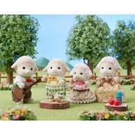 Игровой набор Sylvanian Families Семья Овечек 5619