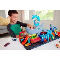 Игровой набор Mattel Автомойка: СуперАкула Hot Wheels HTN82