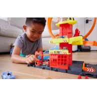 Игровой набор Mattel Супер петля с пожарной станцией Hot Wheels HKX41