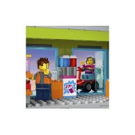 Конструктор Lego City Многоквартирный дом, 688 деталей 60365