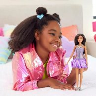 Кукла Mattel Barbie Барби Модница сиреневый шарм HYT92