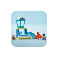 Конструктор Lego Duplo Town Впервые в аэропорту, 23 детали 10443