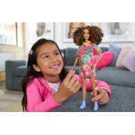 Кукла Barbie "Модница" в ярком платье-футболке HJT00