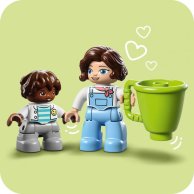 Конструктор Lego Duplo Семейный дом на колесах, 31 деталь 10986