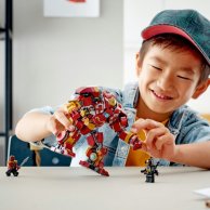 LEGO 76247 Конструктор Халкбастер: битва за Ваканду