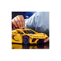 Конструктор Lego Technic Chevrolet Corvette Stingray, 732 детали 42205