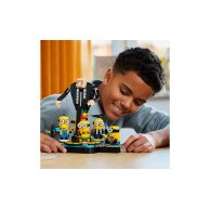 Конструктор Lego Гадкий я 4 Гру и миньоны из кубиков, 839 деталей 75582