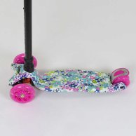 Детский самокат Best Scooter MAXI с подсветкой, розовый A25535 /779-1333