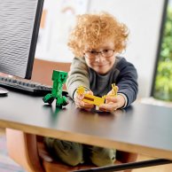 Lego Minecraft Крипера и оцелот (21156)