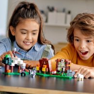 Lego Minecraft Аванпост разбойников (21159)