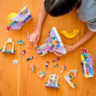 Конструктор LEGO® LEGO Friends Торговый центр Хартлейк Сити 1032 деталей (41450)